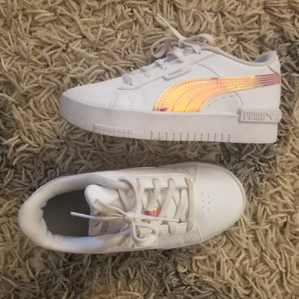 Girls White Pumas